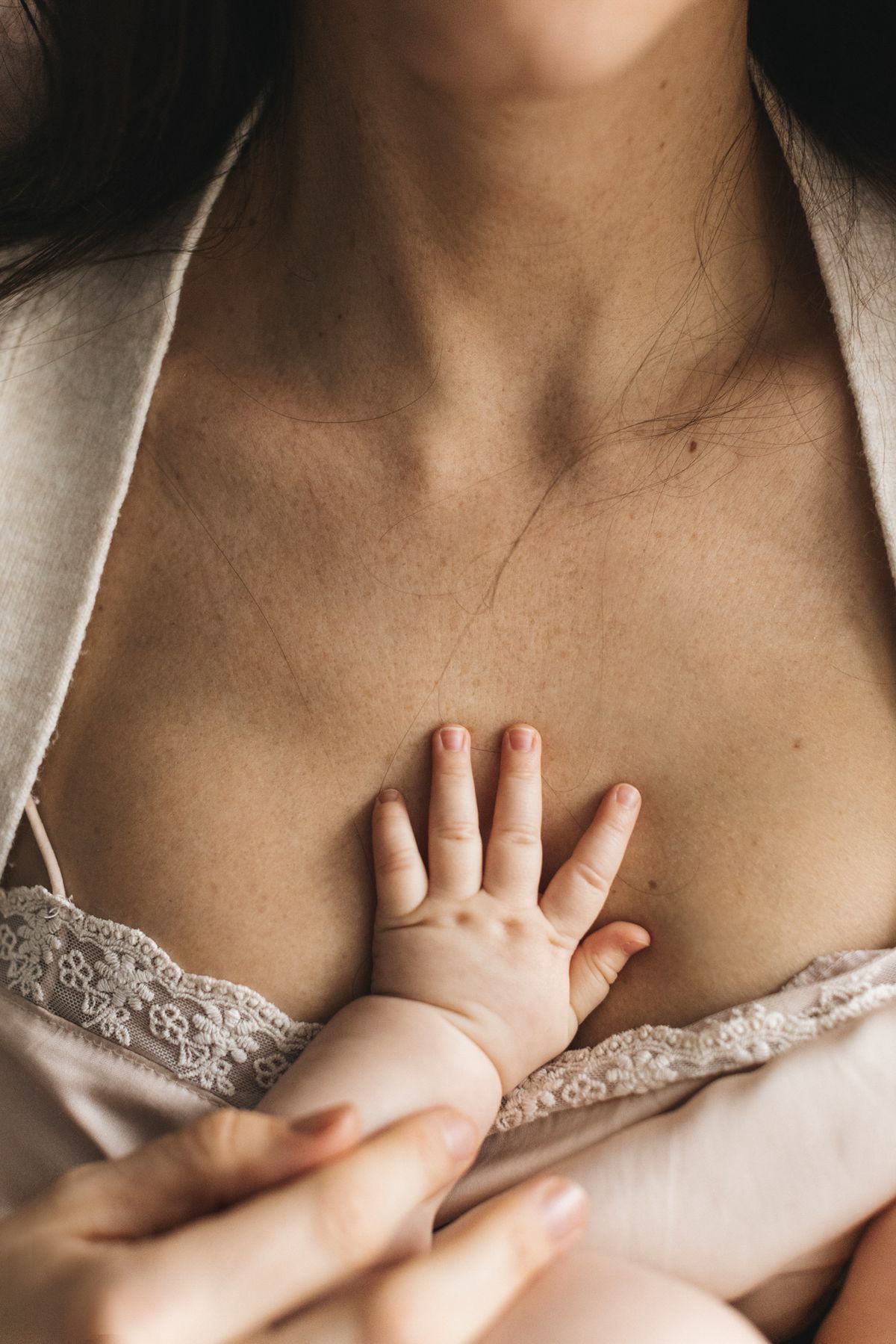 Feeding With Love: How Nourishing Your Baby Supports You Too